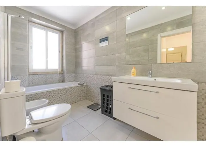 Houze Comfortable In Laranjeiras Apartamento Lisboa